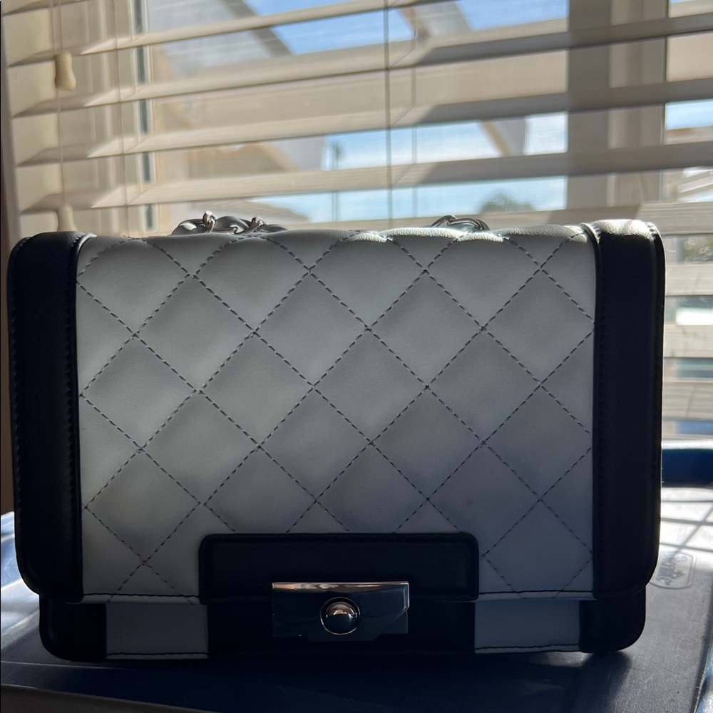 Elegant Black and White Quilted Women's Bag